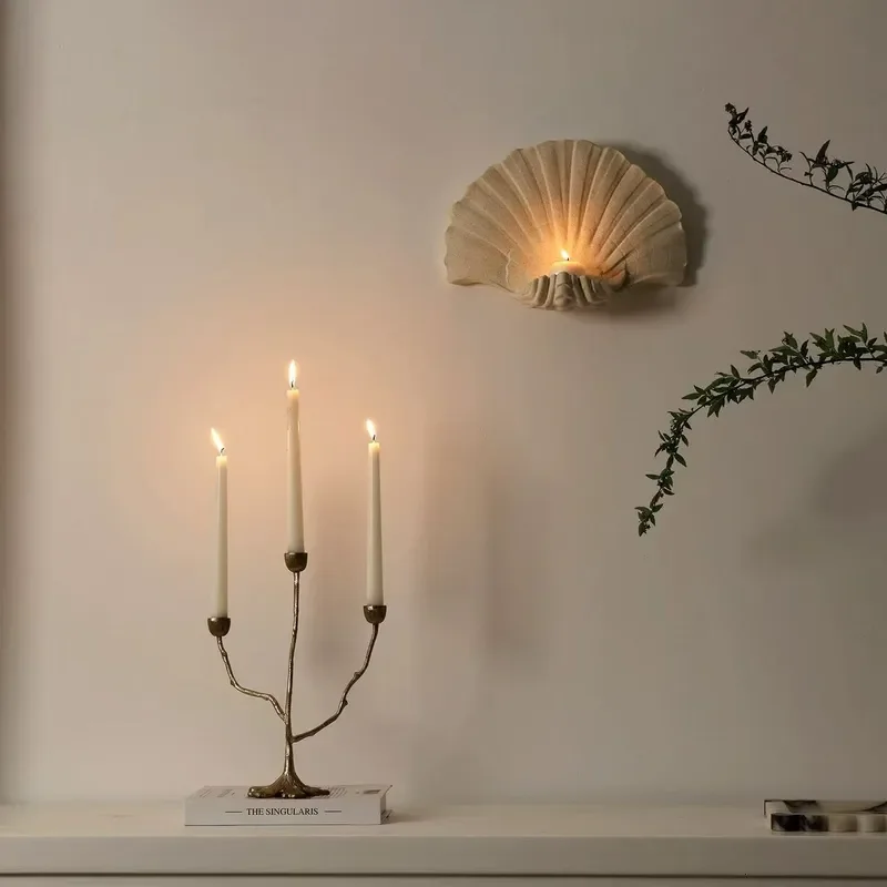 French Cream Style Shell Wall Lamp Vintage Ceramic Sconce for Entrance Corridor Bedroom Bedside Simple Atmosphere Lighting