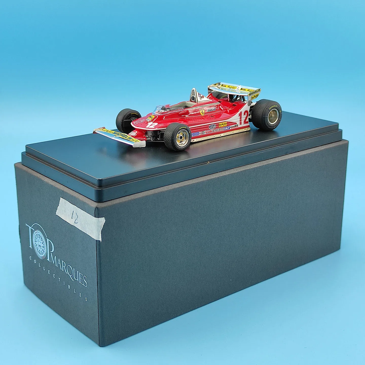 topmarques-1-43-Echelle-f1-course-automobile-12-modeles-de-voitures-en-resine