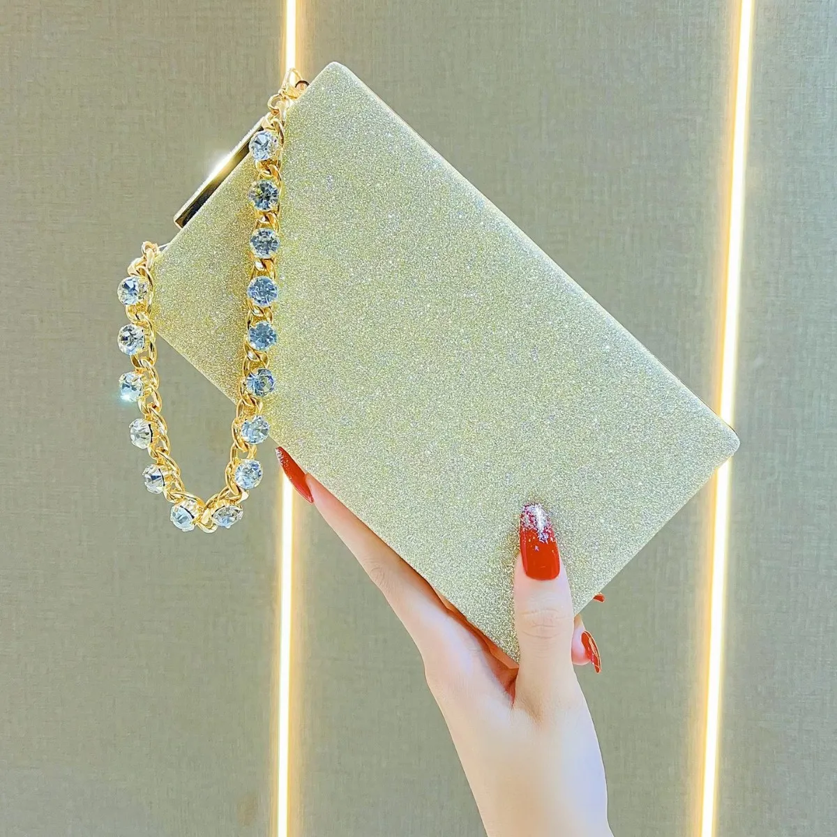 

Elegant Banquet Chain Bag Women’s Handbag Dress Dolly Purse Mobile Phone Pocket Evening Party Crossbody Small Shoulder Tote Bag