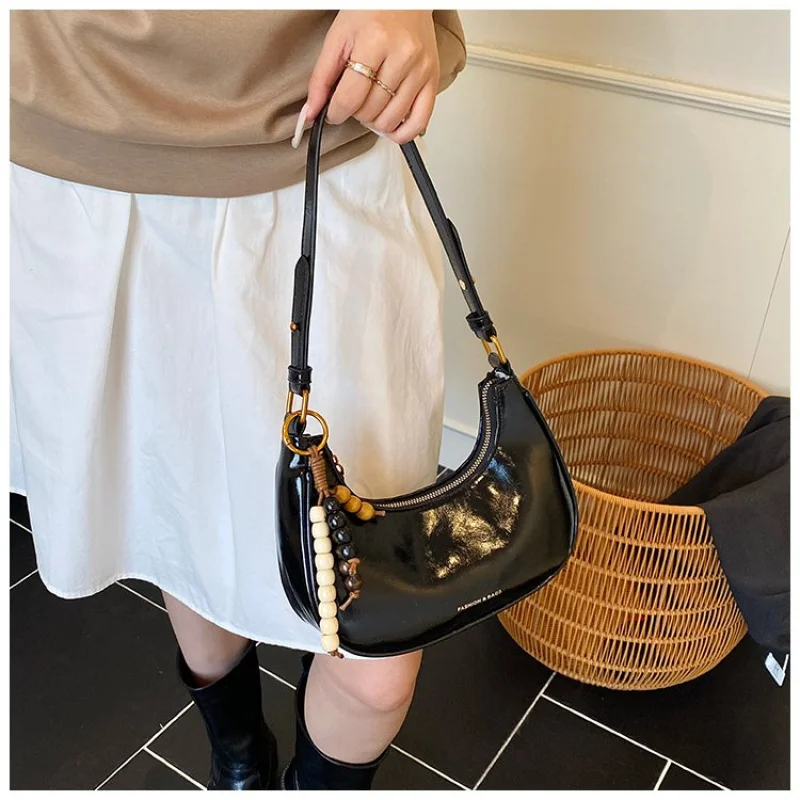 

Ladies Crossbody-Bag Crafted From Nubuck Leather Featuring Trendy Malta Vintage Lightweight Soft Daily Look