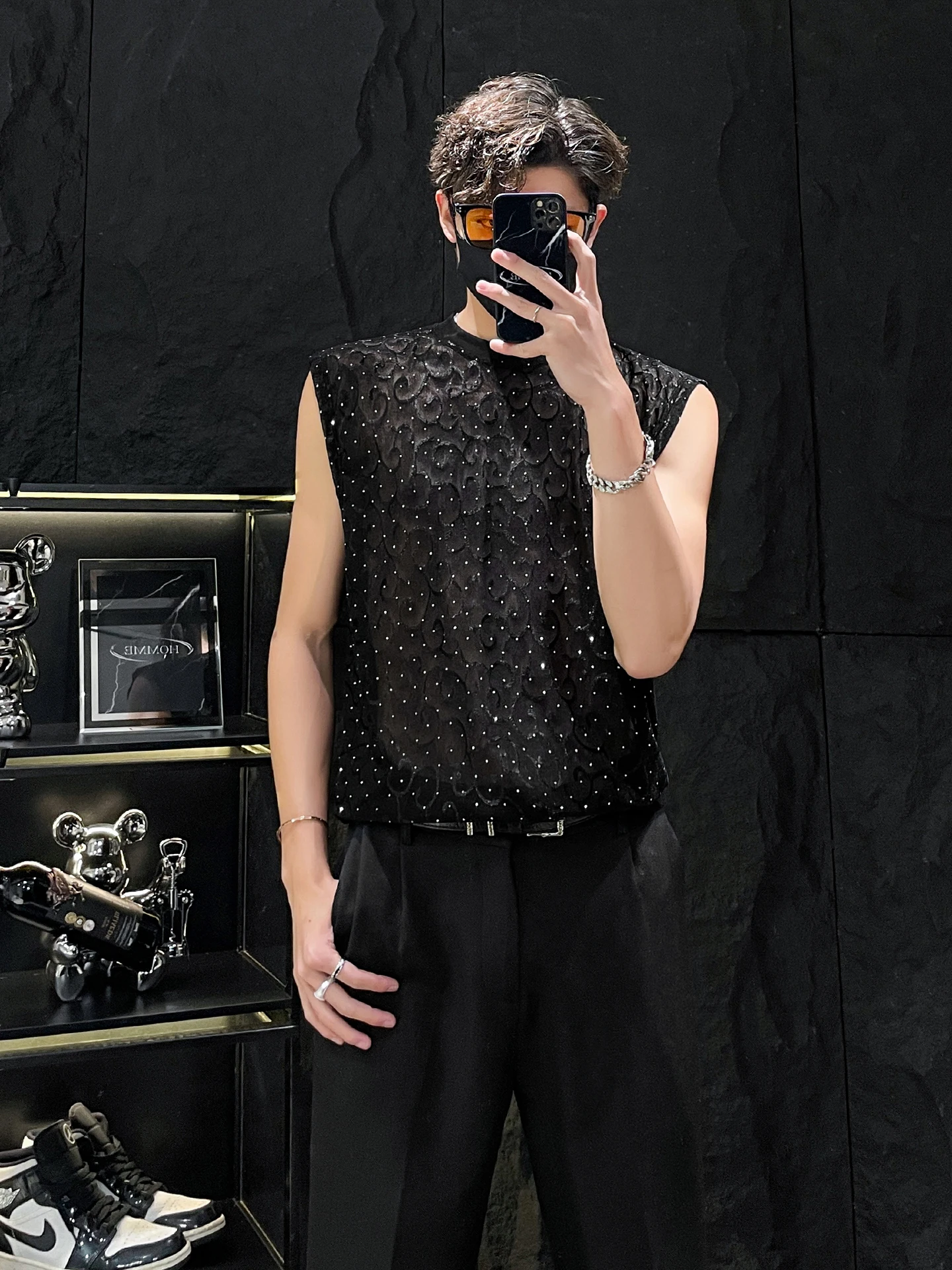 

HOMME Sensation Pr Flower Rhinestone Loose Men's T-irt Vest No Sves Thin oulder Pad Casual Summer Faion