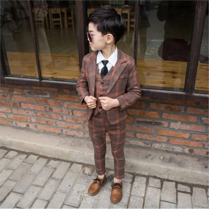 

2026 Креативный детский пиджак в сетку, комплект детского жилета, пальто, брюк, комплект из 3 предметов, весенне-осенний детский пиджак, комплект LI782