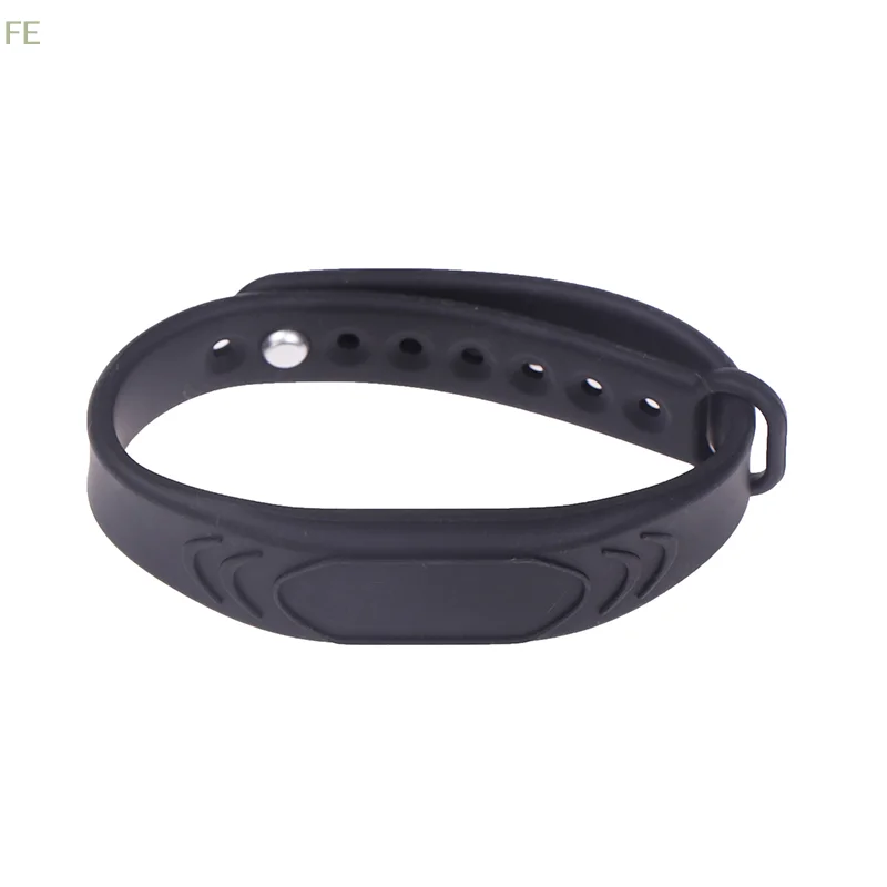 

[F] Adjustable Pure Black Silicone RFID Wristband 125KHz/13.56MHz 14443A IC Chip Waterproof Wristband Bracelet