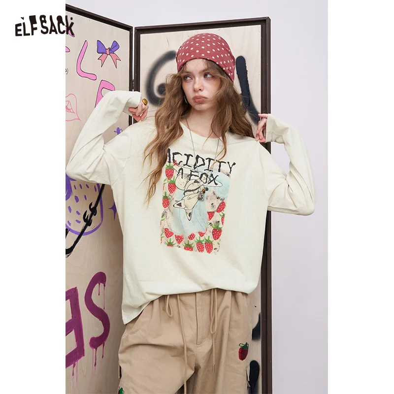 

ELFSACK 2025 Autumn New Arrival Casual Street Style Loose Fit Strawberry Fox Print Long Sleeve T-Shirt for woman