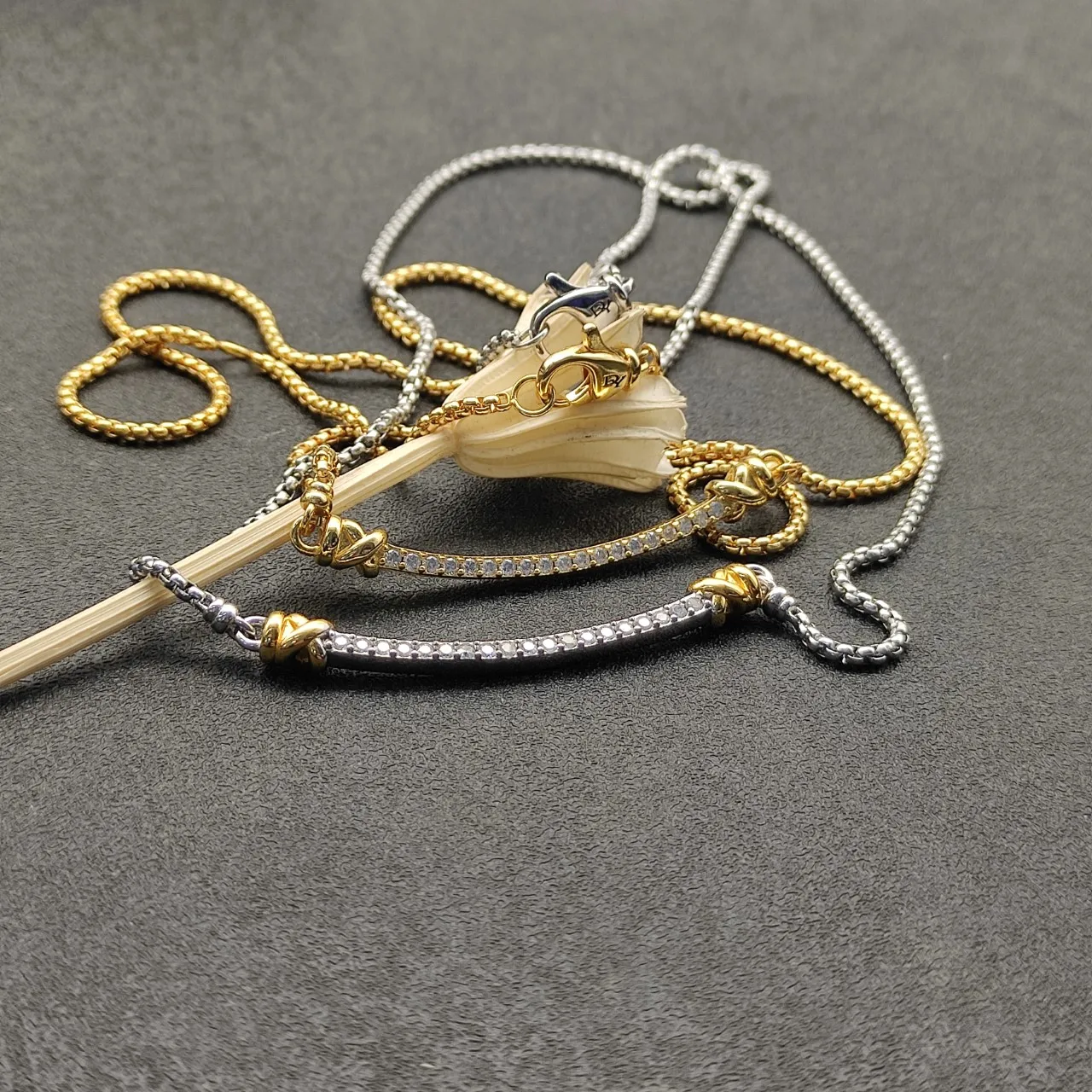 

S925 Collier en argent sterling nouveau style,ourlet sourire, нейтральный режим, превосходная,tempérament,tendance bijoux de luxe