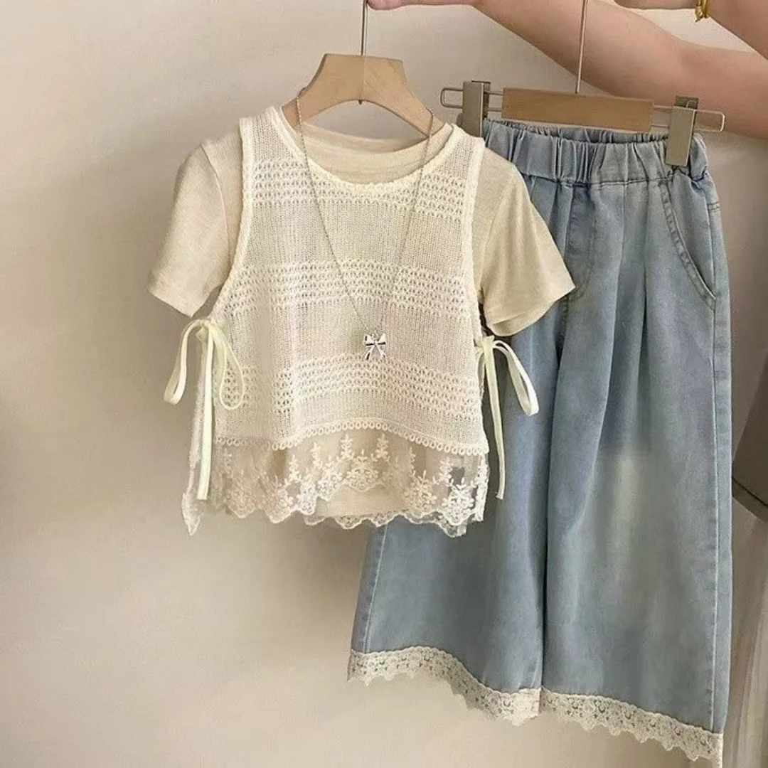 

Girls' 2026 Summer New Hollow Lace Vest Solid Color Short Sleeved Lace Casual Jeans Three Piece Set