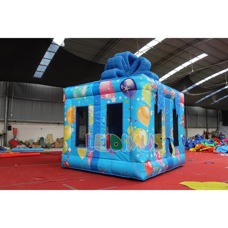This Children's Commercial Candy-themed Inflatable Trampoline, Made of PVC, Is Suitable for Party Use.