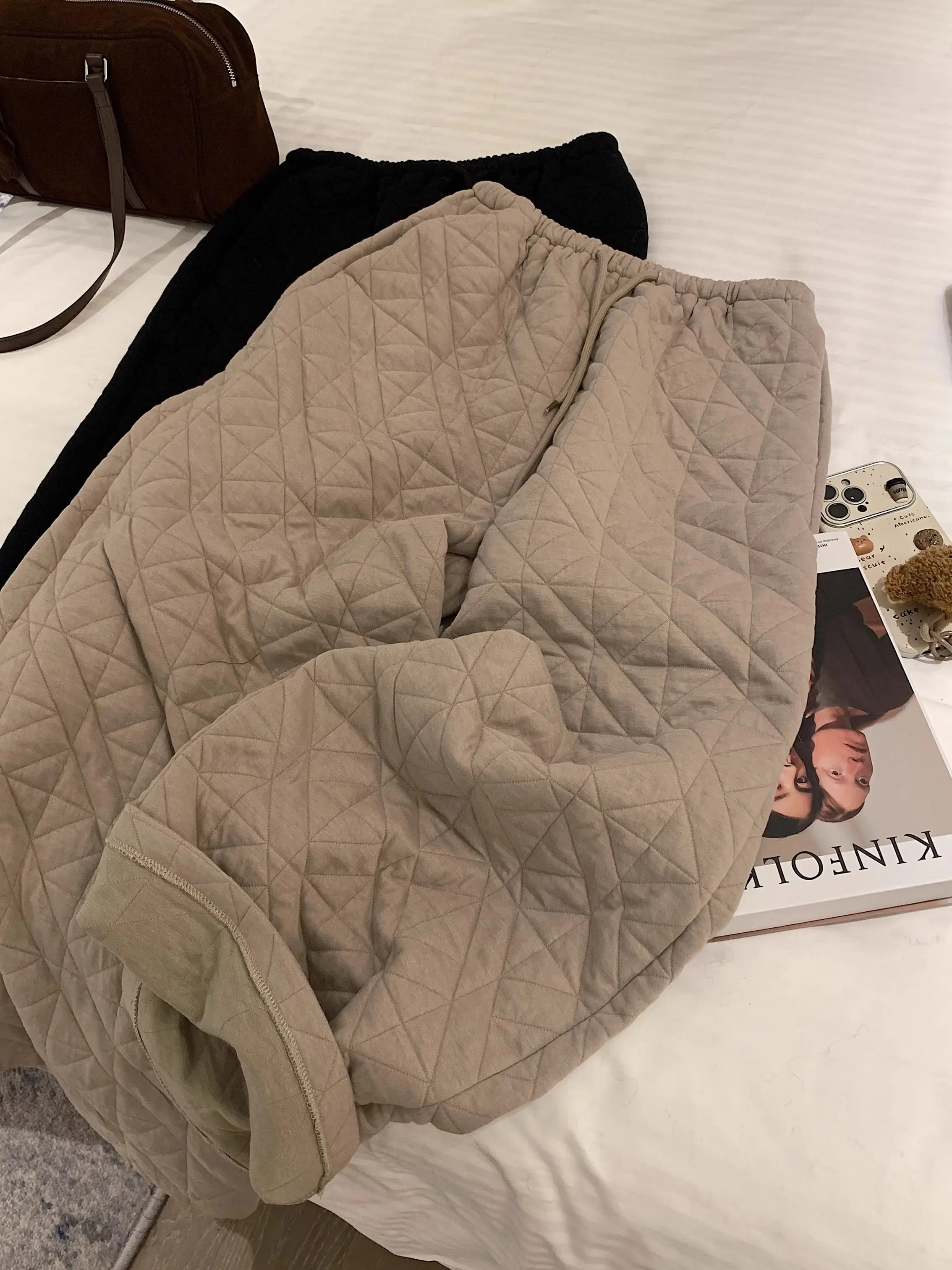 

Брюки женские мешковатые зимние плюшевые на флисовой подкладке в рубчик уютные многослойные противохолодные софтшелл на открытом воздухе мягкие функциональные широкие брюки