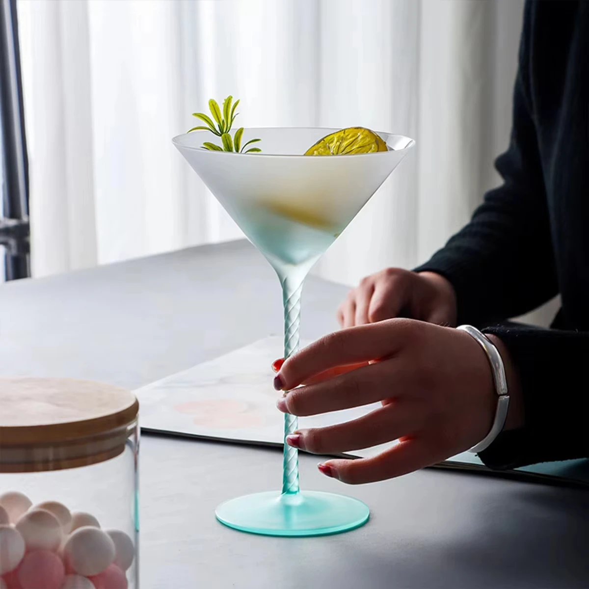 

Gradient Candy Color Vintage Glasses French Retro Wine Goblet Ice Cream Cup Dessert Cocktail Martini Glass Drinkware Barware