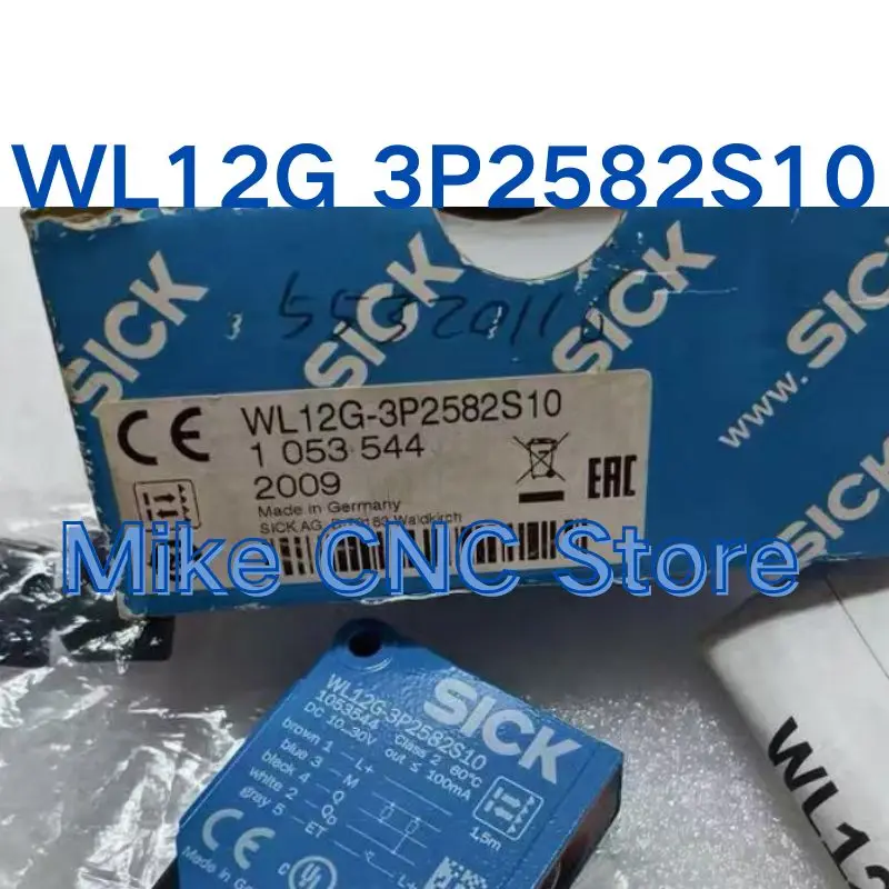 New WL12G 3P2582S10 Photoelectric sensor Fast Shipping