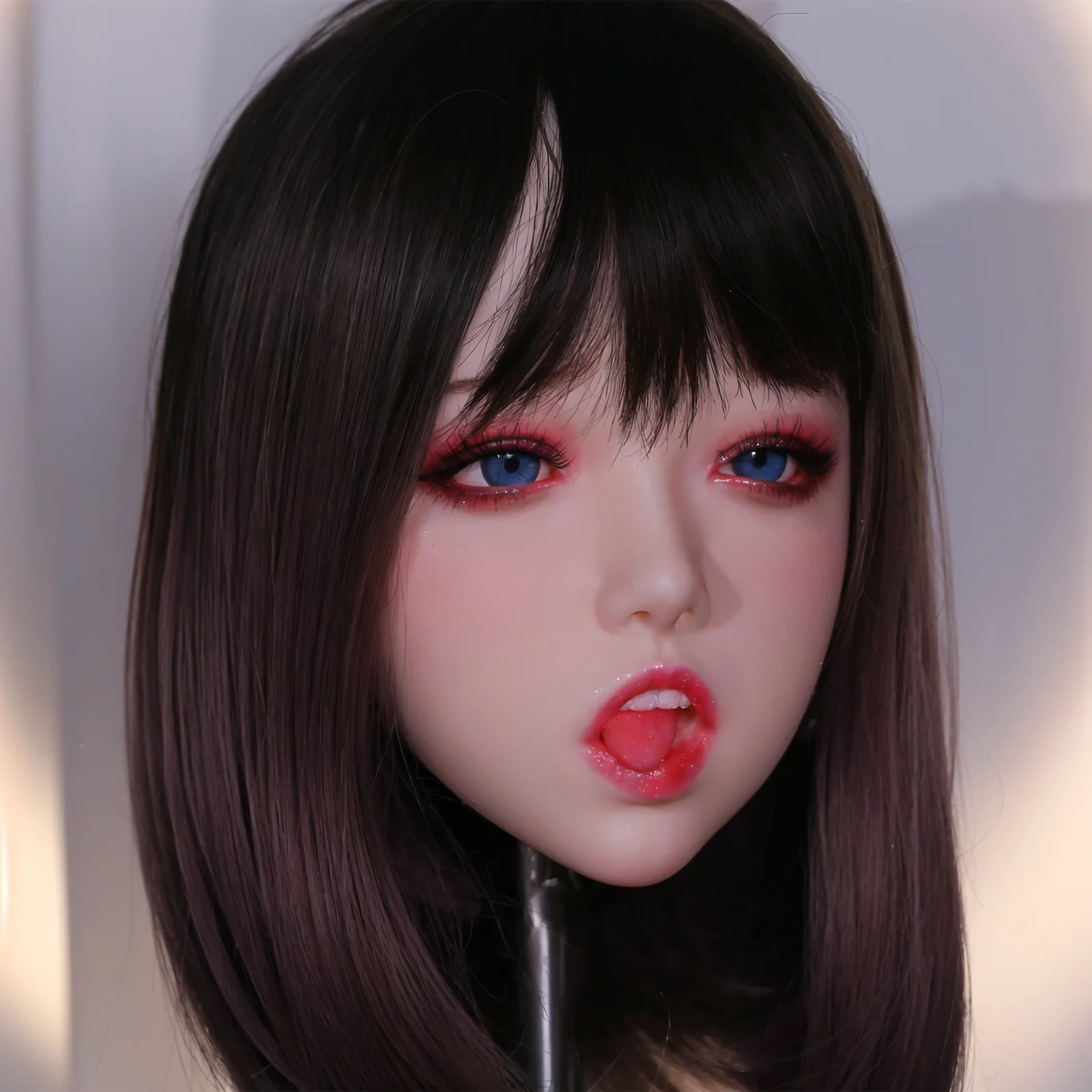 يمكن تنظيف رأس نموذج المكياج الرائع باستخدام مزيل المكياج. تتميز بواجهة لولبية M16، وسوف الاستلام