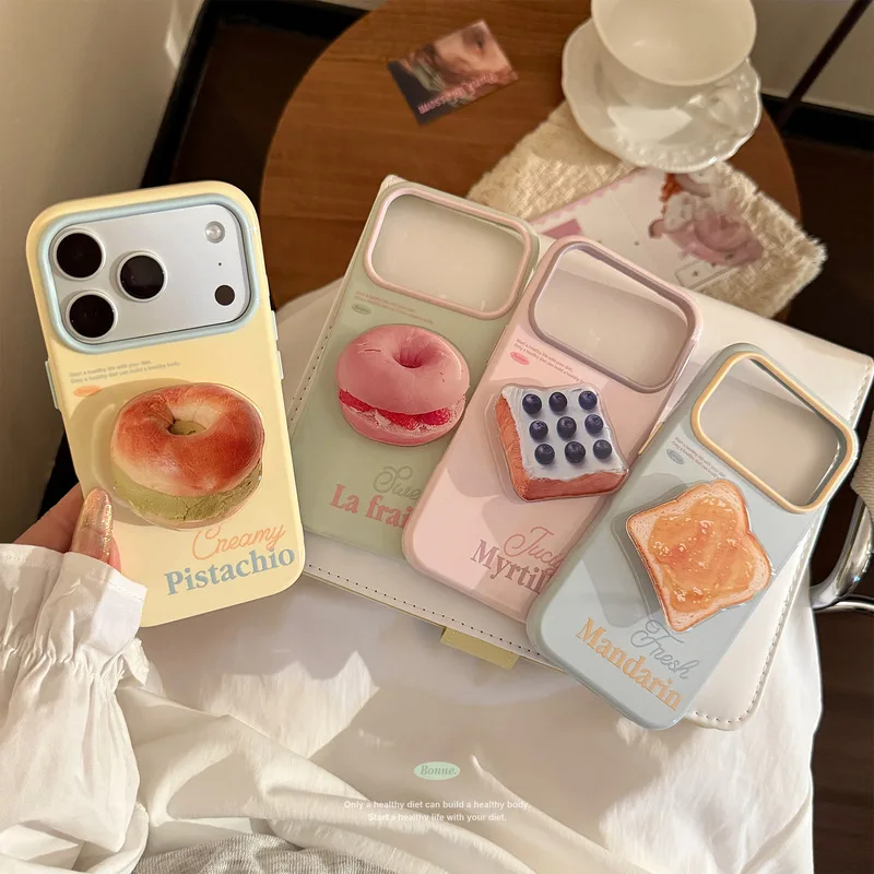 Magnetic Phone Case with Bread Toast Pattern, Soft TPU Portable Protective Cover for iPhone 17 Pro Max/16 Pro/iPhone 15
