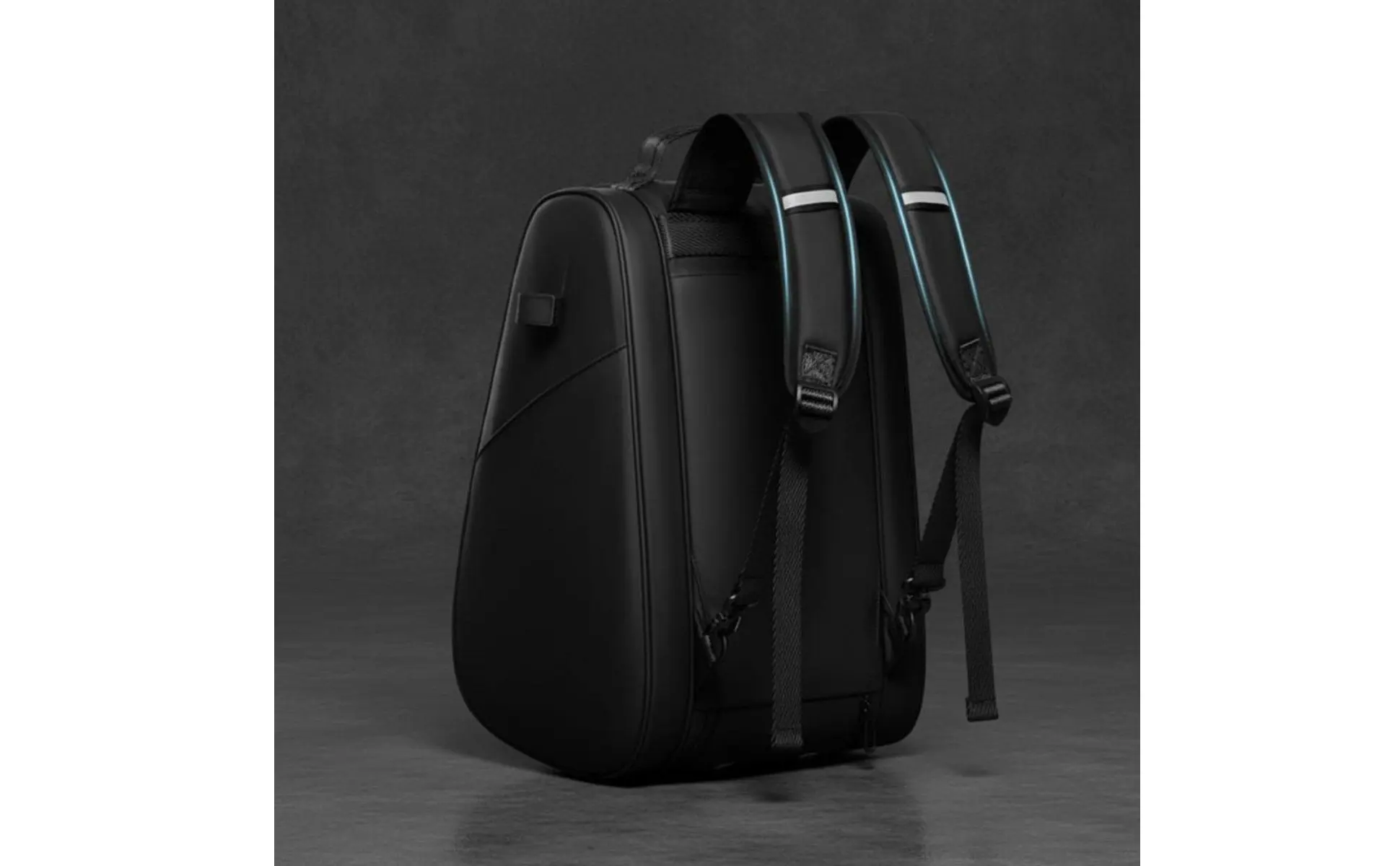 Pickleball Bag Large Capacity Pickleball Backpack Transformable Athletic Bag Multi-Functional Separate Shoe Compartment