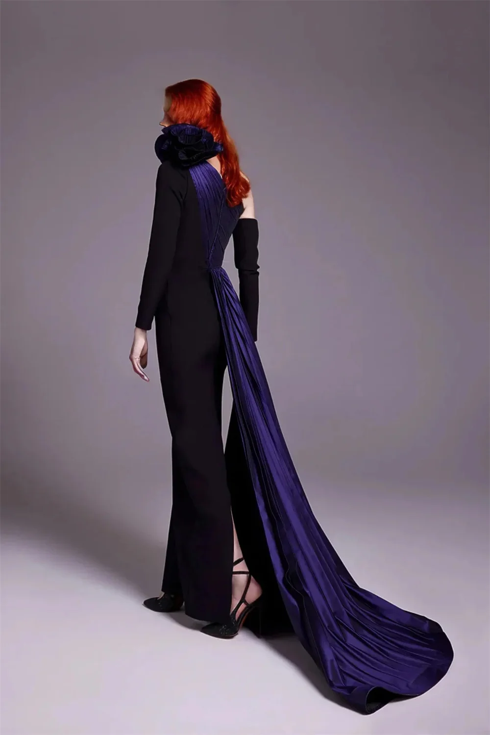 Contessa personnalisé une épaule à manches longues robe de soirée noir violet plissé Train robe formelle élégante robe de soirée de bal pour les femmes