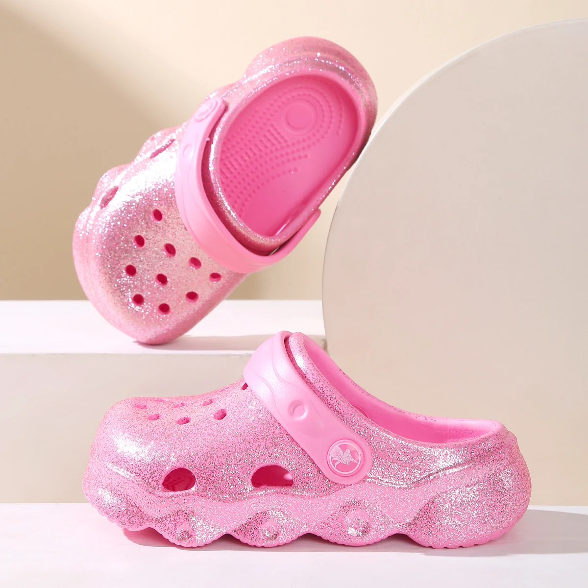 Girls Classic Casual Glitter Clogs, Slip-On Beach Slippers, Non-Slip Garden Clogs Shoes for the Beach