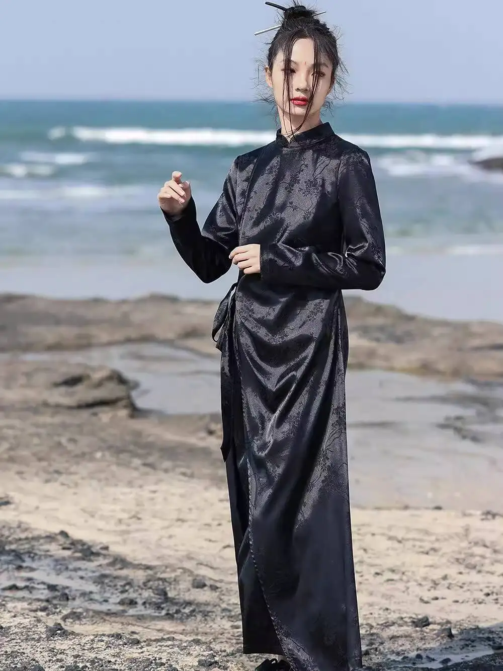 UMI MAO Nieuwe Chinese Satijn Donkere Jacquard Jurk Dames Lente Retro Niche Stijl Jurk Met Een Gevoel Temperament