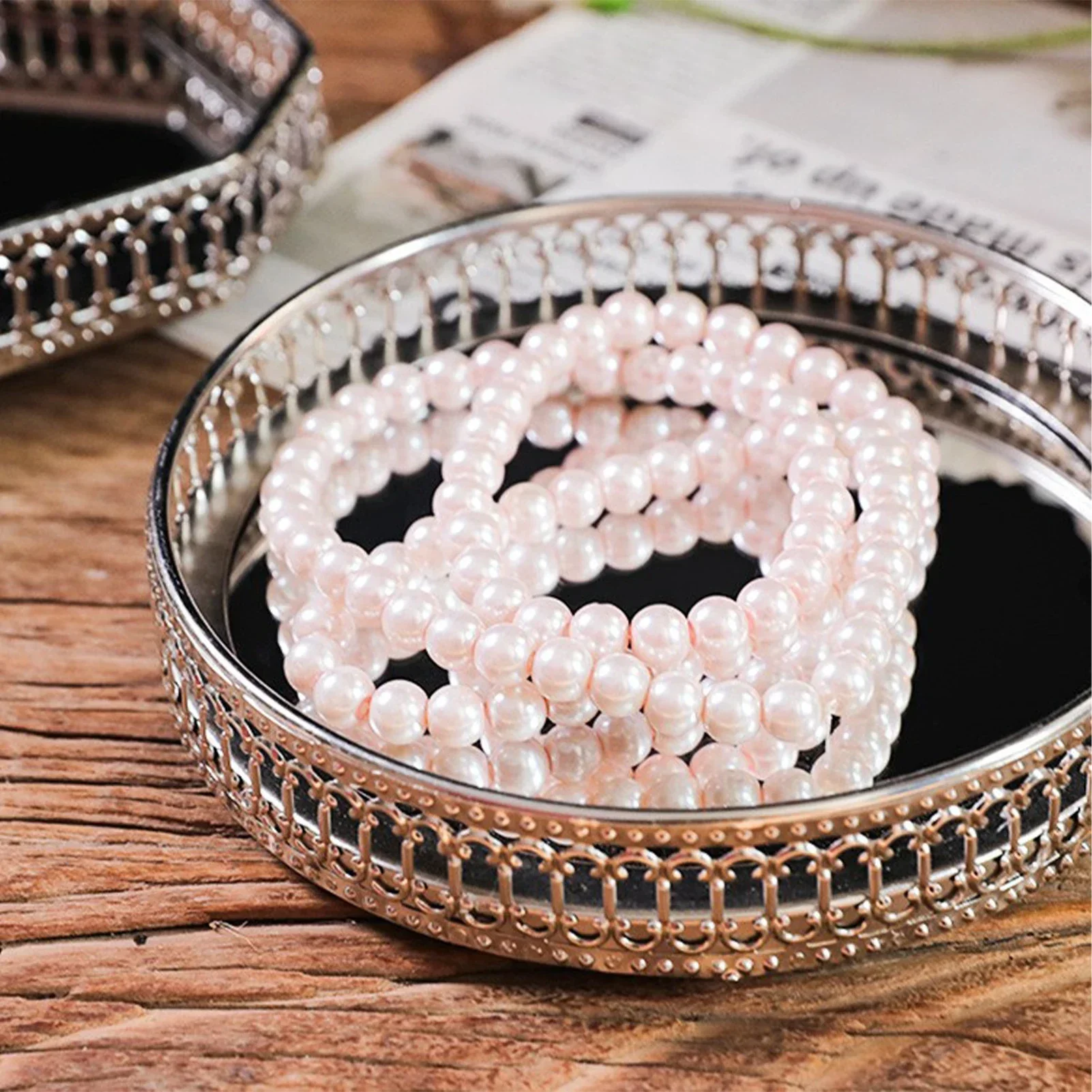 Hollowed Out Gold Silver Mirror Tray Geometry Shape Metal Decor Tray Cosmetic Container For Tableware Table Decor Service Tray