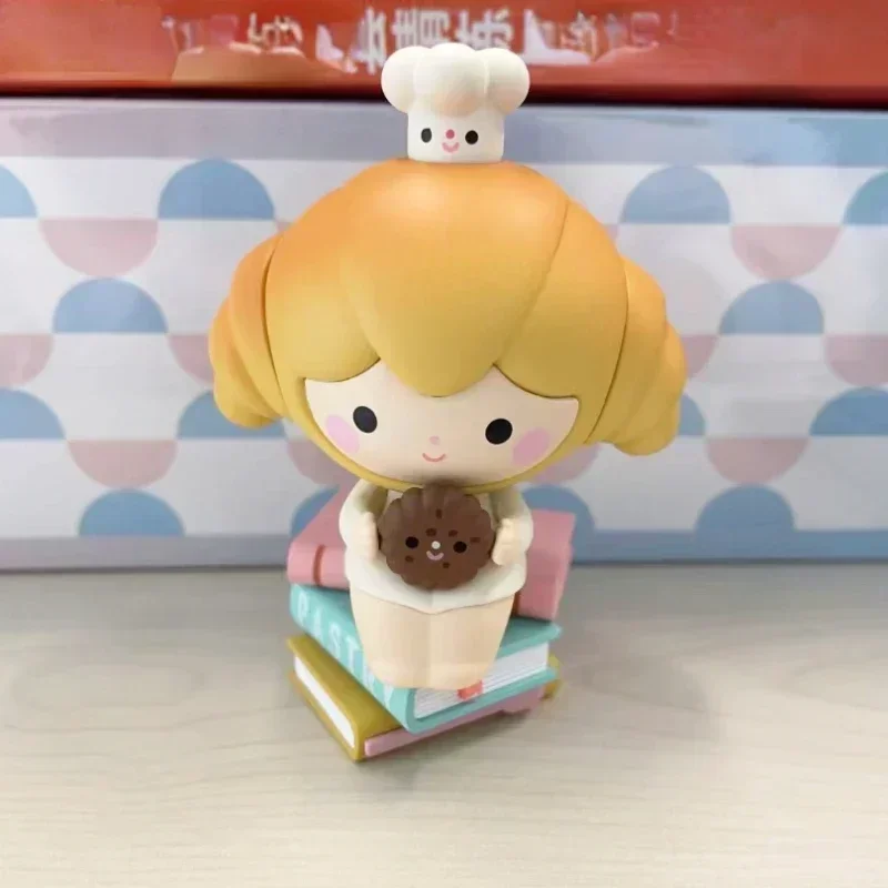 MOMIJI Book Shop Series Figurine Doll Figurine Kawaii Girl Art Toy Cute Figure Creative Gift Home Decoration Ornament