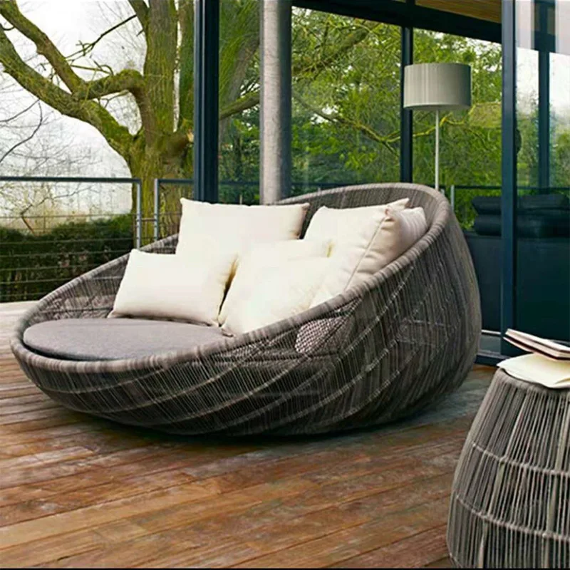 Creative personality rattan bed outdoor outdoor rattan sofa sun pool large round bed rest waterproof chair