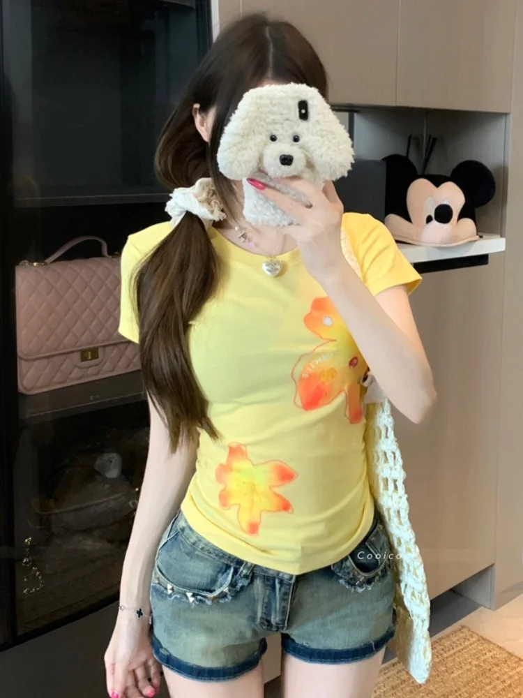 

Slim Fit Short Sleeve T-Shirt Women's Summer New Style Hot Girl round Neck Print Waist-Cinching Top City Walk Casual Wear