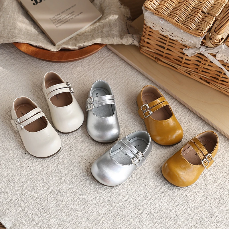

Модные корейские кожаные туфли для девочек в новом стиле, весенние детские балетки, простые однотонные повседневные туфли-Мэри Джейн для принцесс