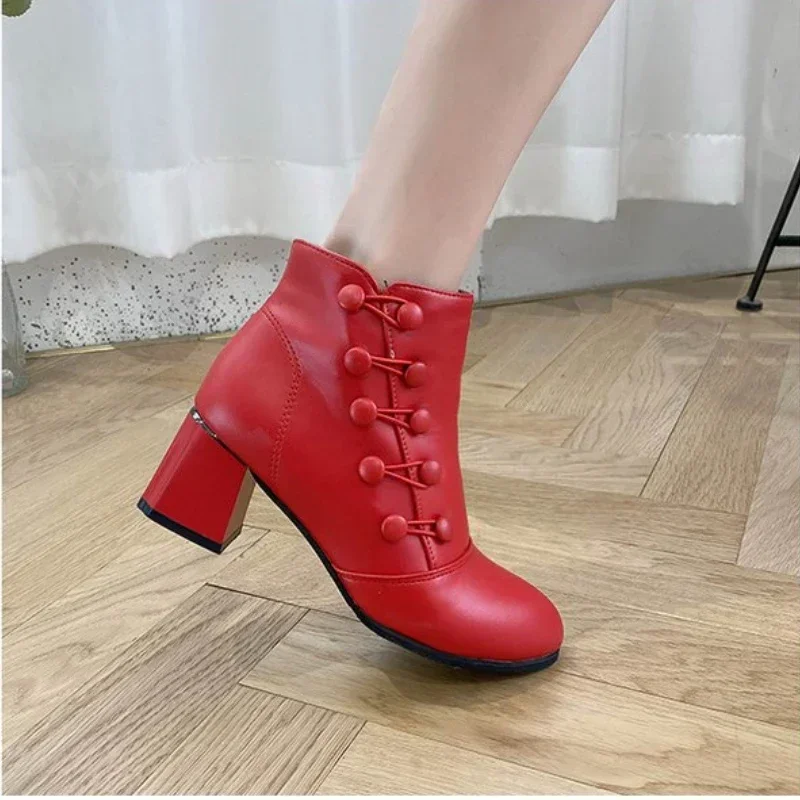 2024 Thick Heel Short Boots Women Autumn/winter New Double Row Button Single Boots Mid-heel Short Tube  Boots Womes Boots