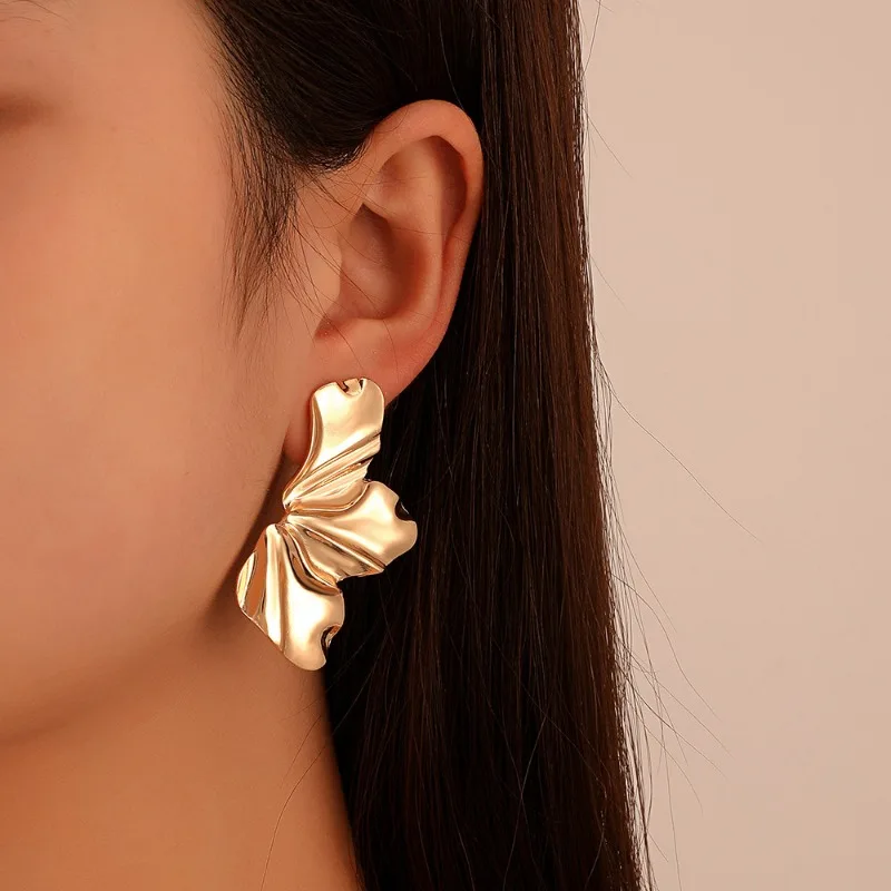 Irregular Metal Cream Eanmel Petal Post Earrings For Women Heavy Design New Style Fashion Jewelry Party Accessories Gift