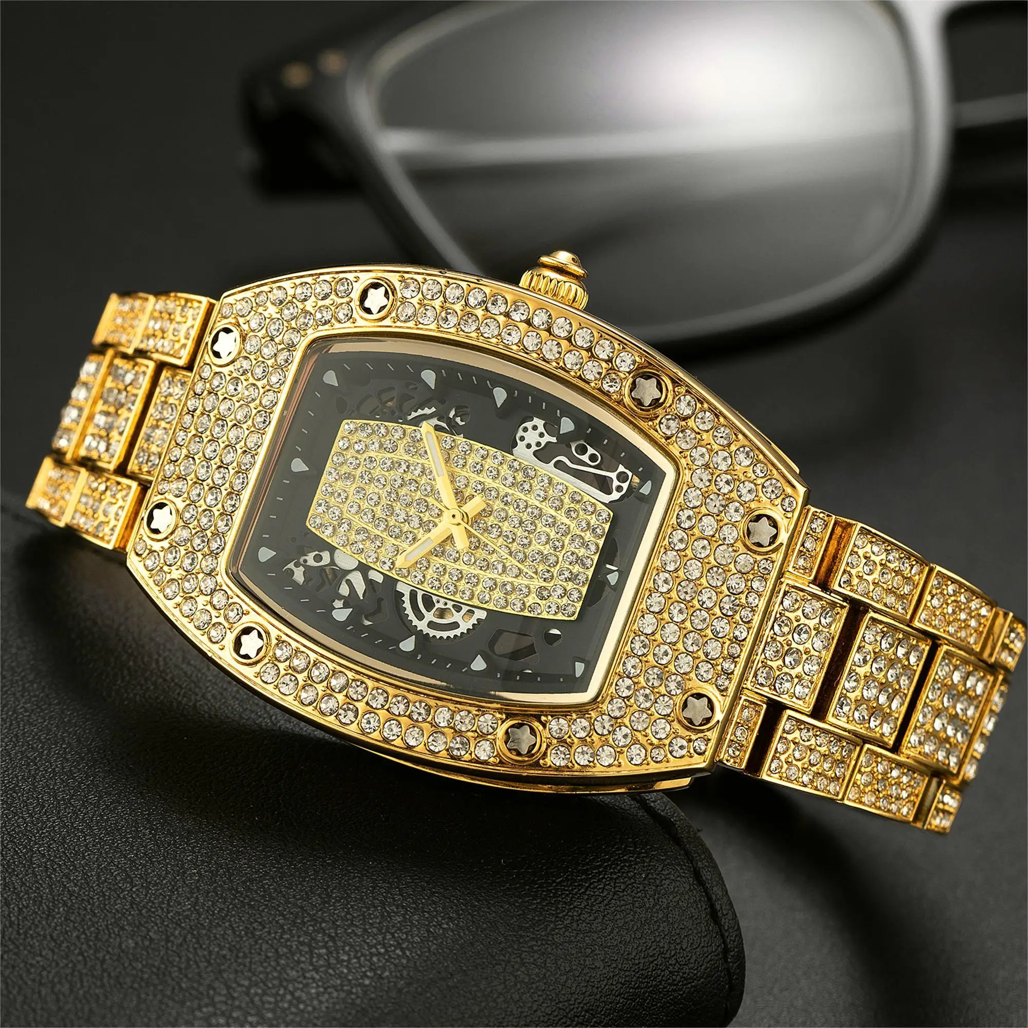 

Fashion Watch For Mens Brand MISSFOX Hip Hop Full Iced Diamond Male Clock Luxury Tonneau AAA Quartz Wristwatch Gift Rolej Hombre