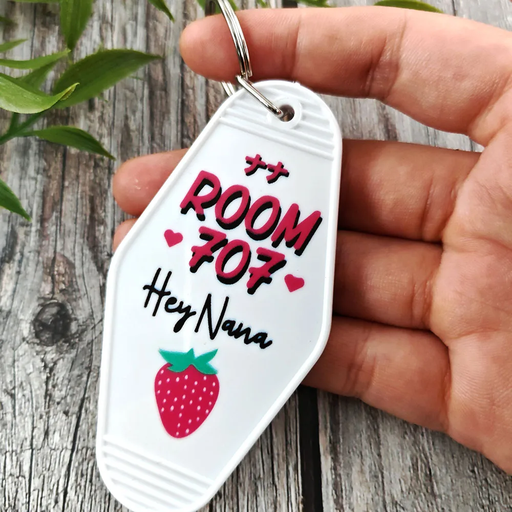 Anime NANA Plastic Key Tag Strawberry Pattern 707 Room Keychain