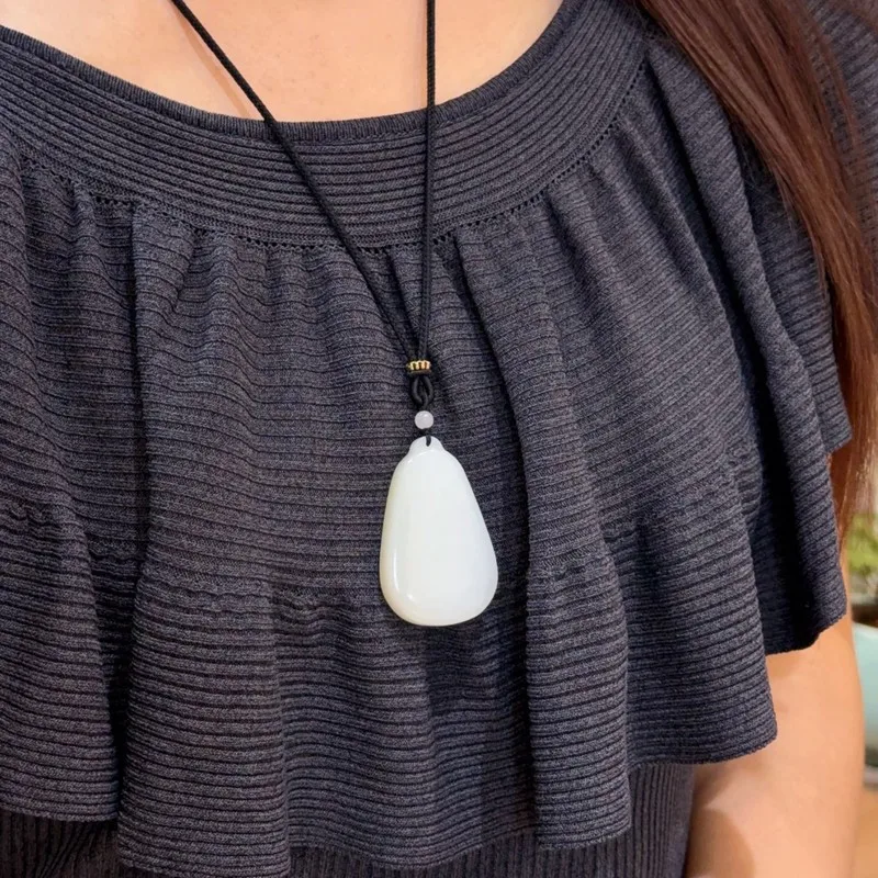 Natural Hotan White Jade Pendant, Jadeite Peace Amulet, Fashionable And Versatile