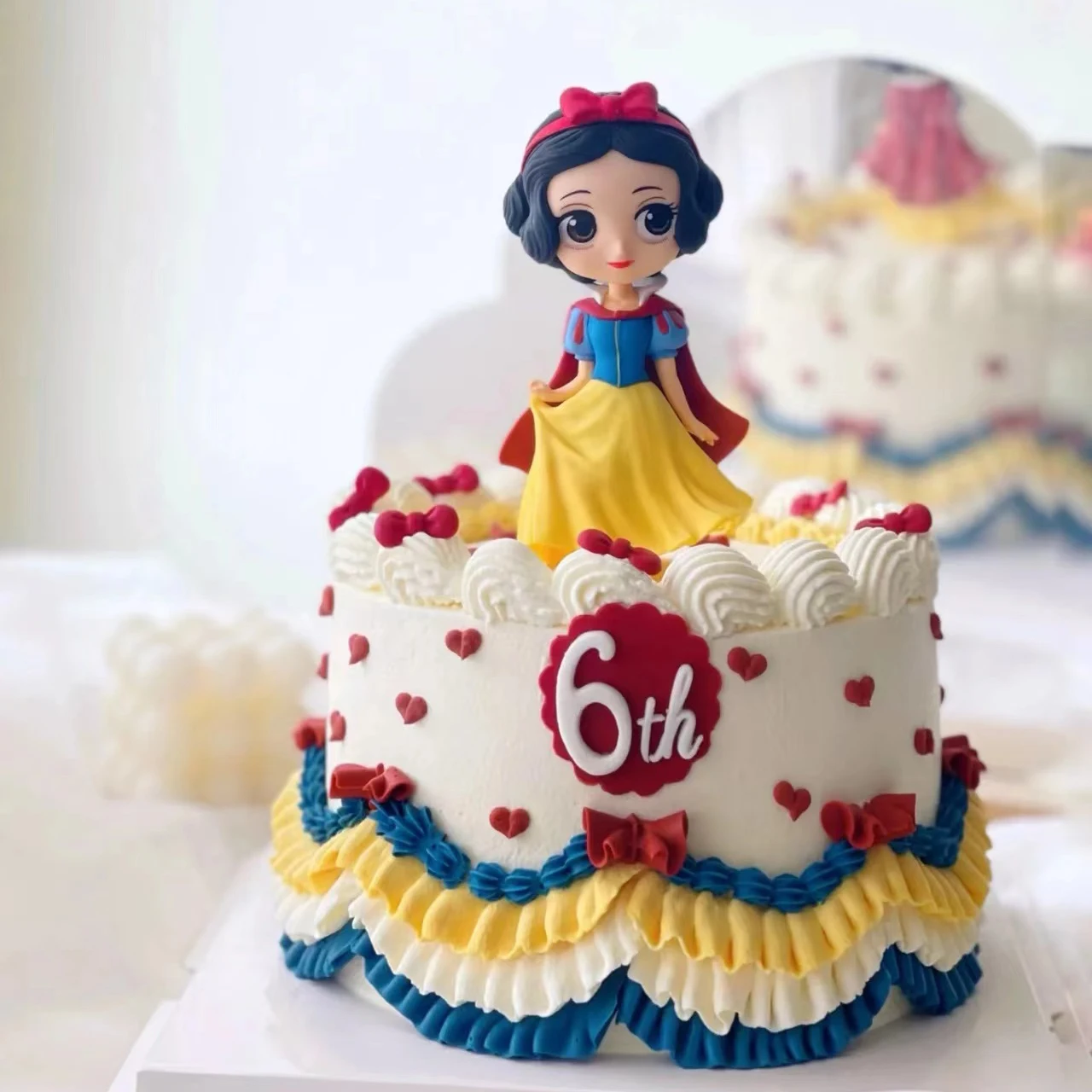 3-stöckiger Eisprinzessin-Kuchenständer – Schneeflocken-Design Für Geburtstagspartys & Desserts