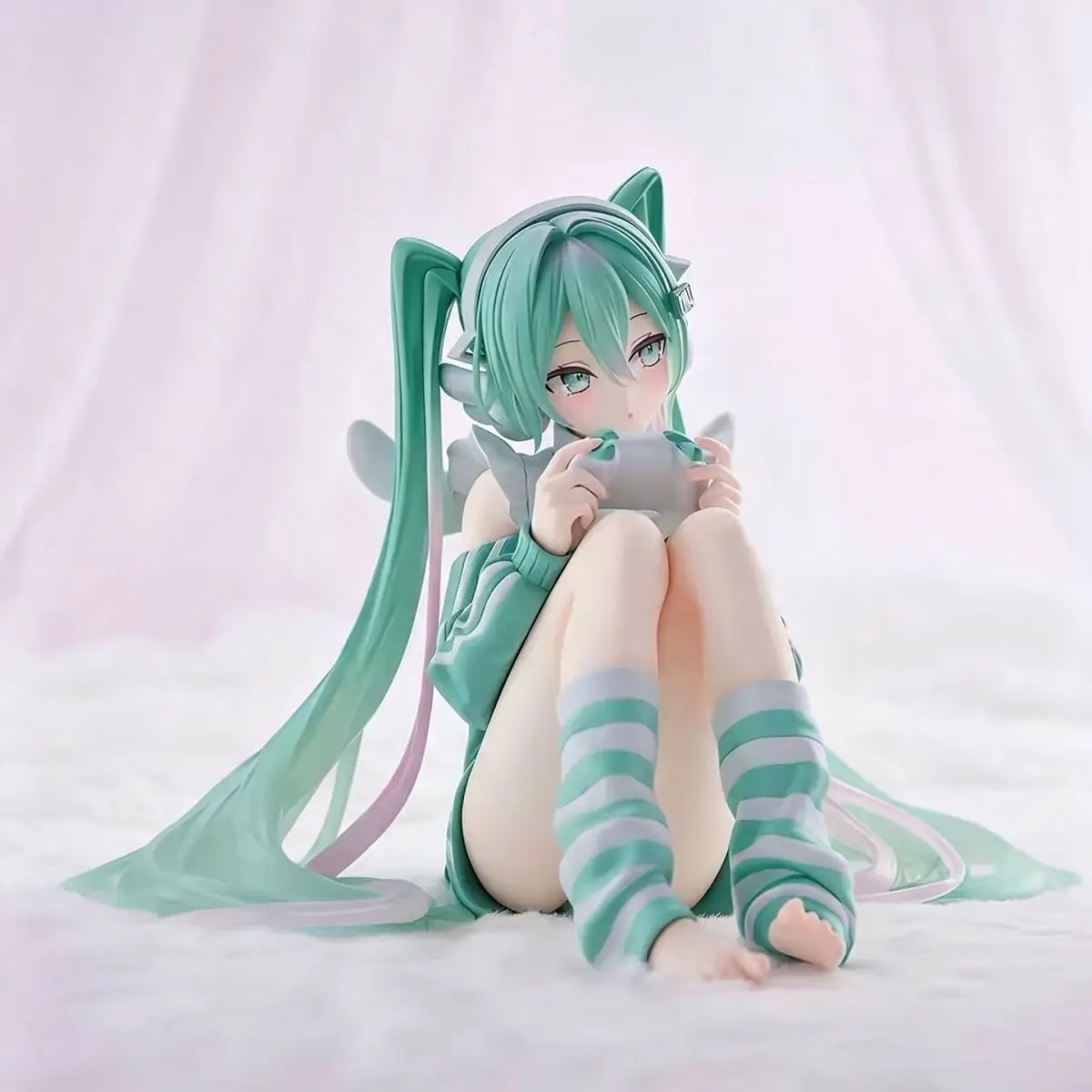 bandai-banpresto-original-genuine-model-holiday-memories-hatsune-miku-games-anime-action-figure-pvc-toys-gifts-collections