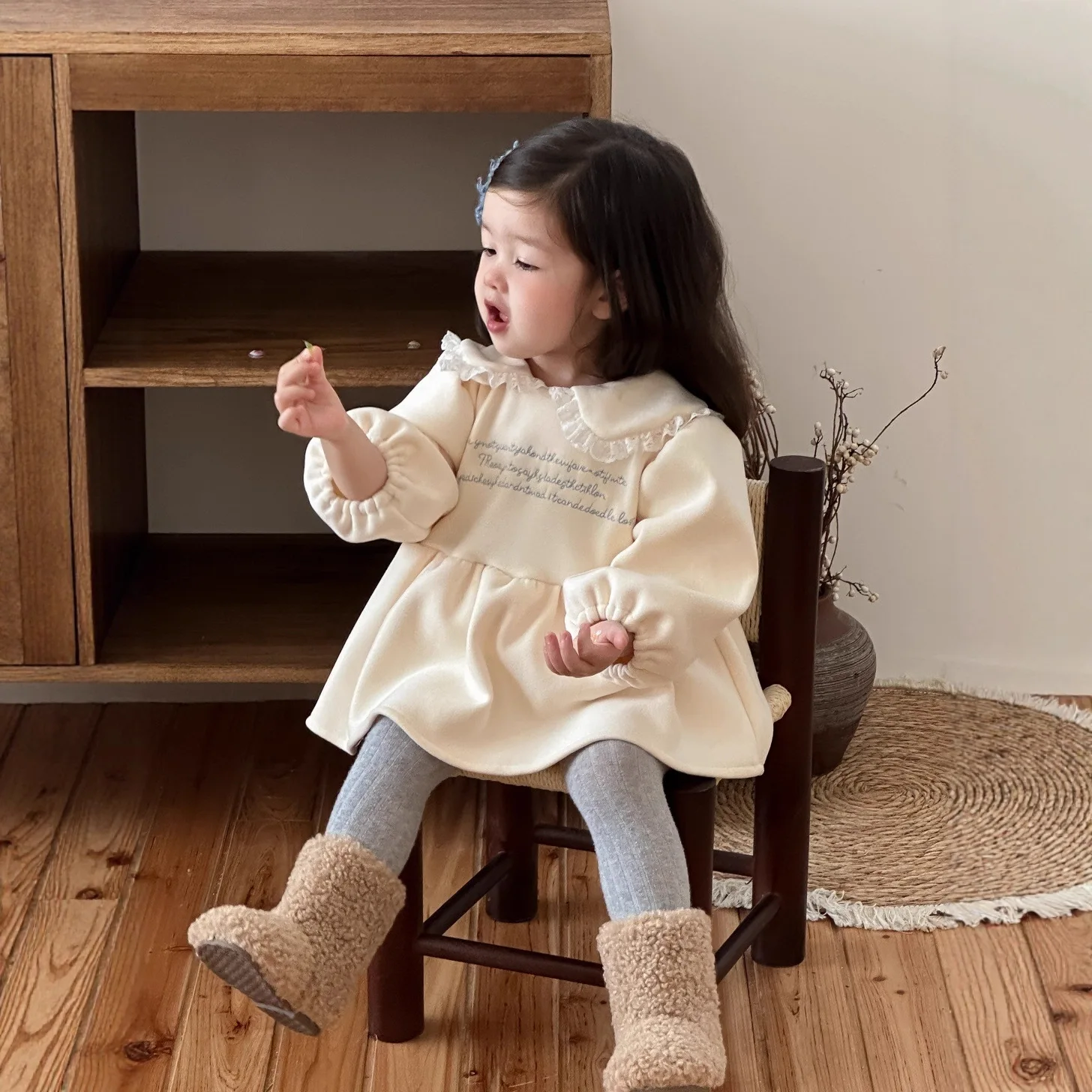 

2025 Fall Winter Korean Style Baby Girl Dress Romper Outfit New Arrival Soft Cotton 0-24 Months Cute Ruffle Sleeve​