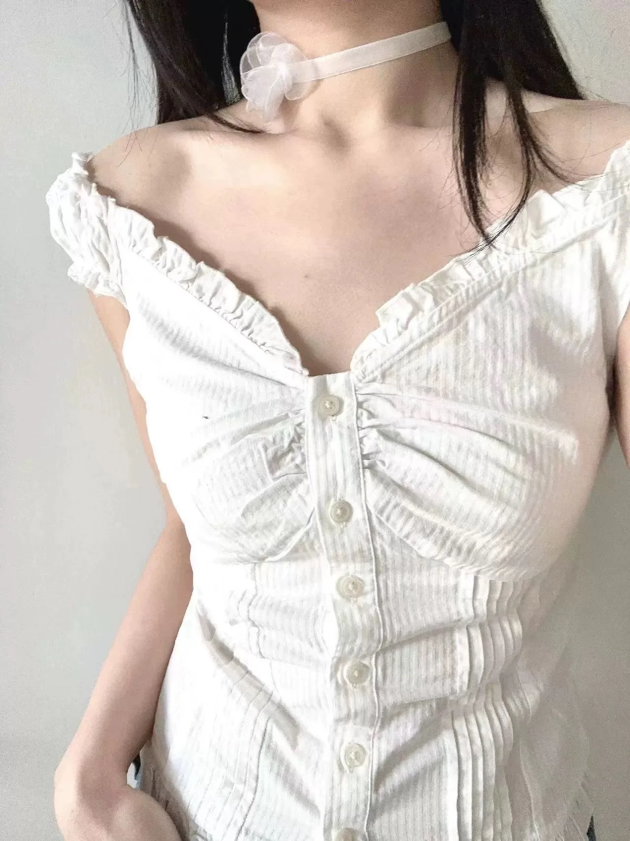 Sweet Women White Tank Top Ballet-style Sleeveless Short Sleeve T-shirt 2024 New Spring Fashion Female White Button Up Top