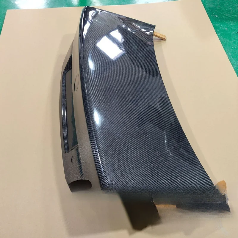 For BMW E39 OE Style Carbon Fiber Trunk Lid Lightweight Car Modification Parts