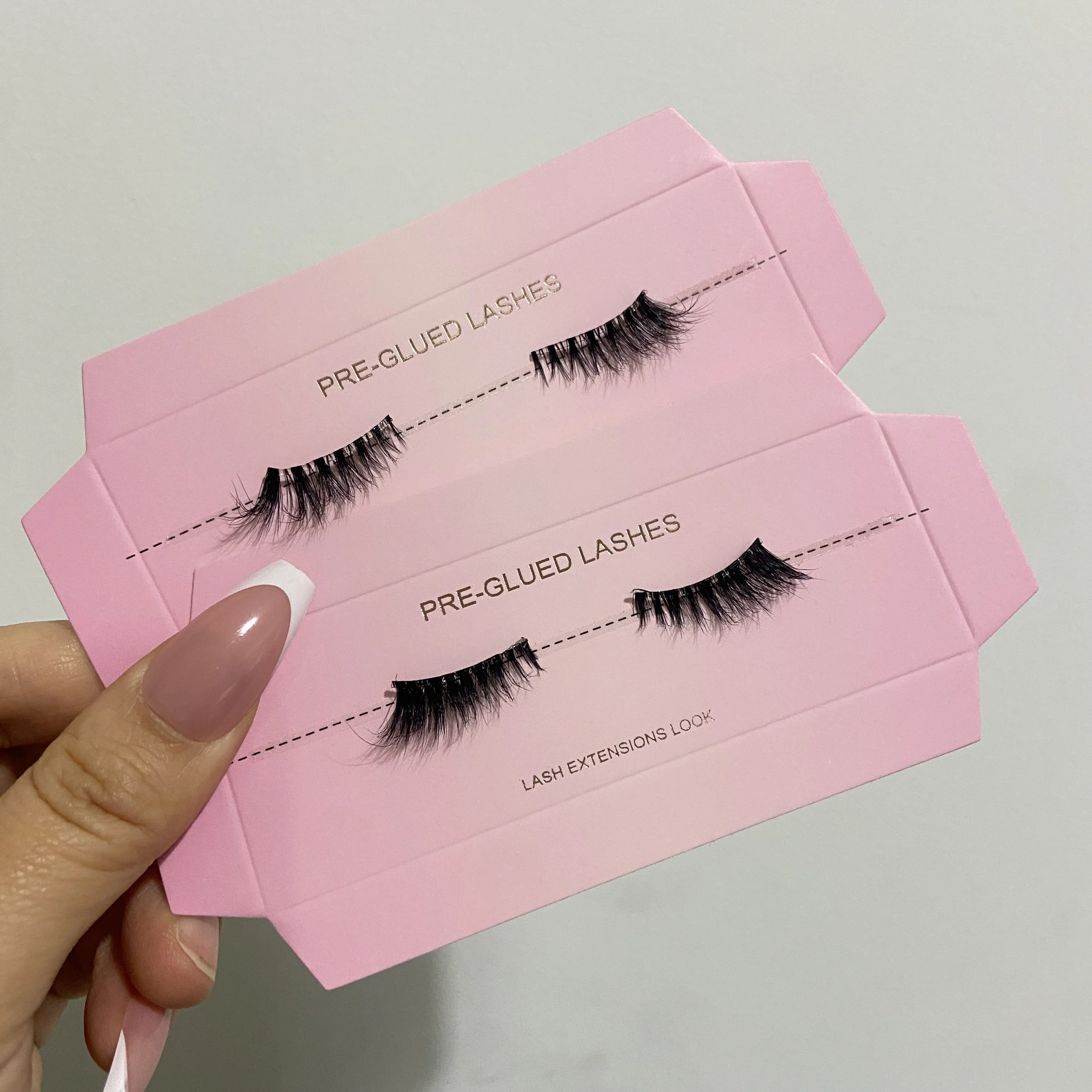 زوج واحد/صندوق الموضة الطبيعية Cateye قبل لصقها نصف جلدة لا حاجة للغراء الصحافة ذاتية اللصق على الرموش ماكياج بالجملة #1