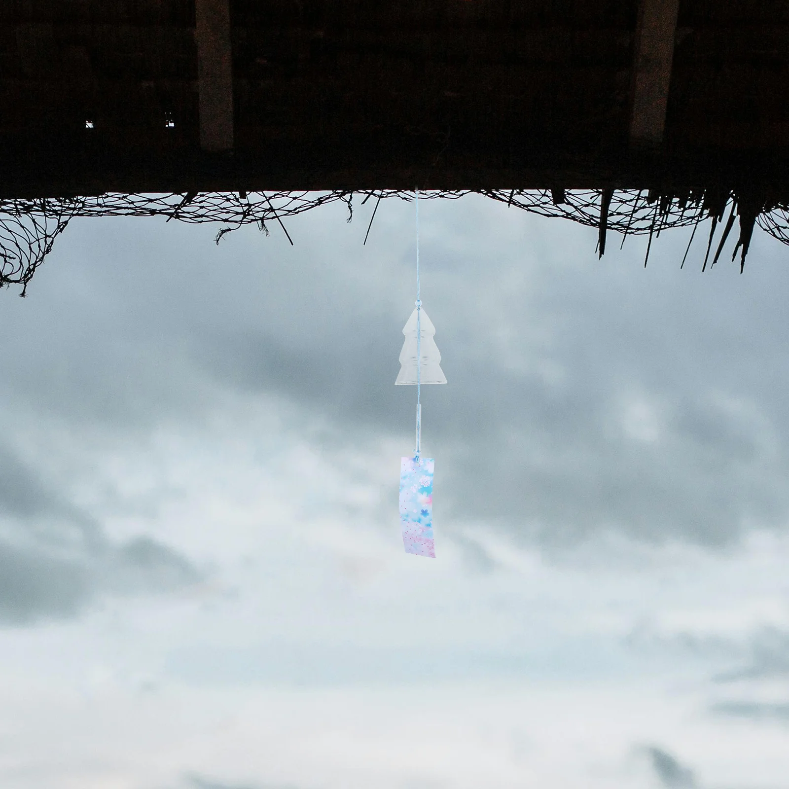 

2Pcs Glass Wind Chimes Creative Unique Bell Design Relaxing Breeze Sound Home Decor Garden Balcony Pendant Christmas Wind Chime