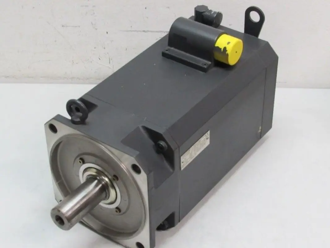 1FT6105-1AC71-4EG Servo Motor  IN STOCK tested ok warranty 3 months ship fast