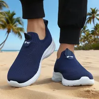 Lightweight Outdoor Male Walking Shoe Breathable Men Casual Shoe Men's Sneakers Slip on Flats Vulcanized Shoes 2025 Sneakers Men