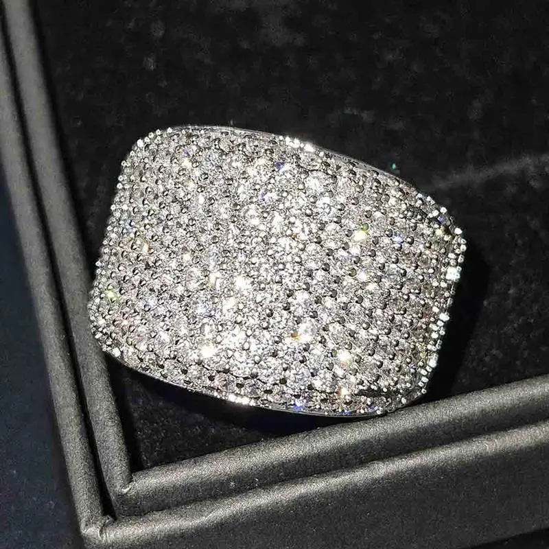 Huitan Silver Color Women Ring Full Sparkling Cubic Zirconia Fashion Versatile Wedding Party Elegant Accessories Lady Jewelry