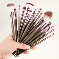 MAANGE Professional Makeup Brush Set 20pcs Makeup Brushes Premium Kabuki Powder Blending Face Blush Eye Shadow Detail Brushes