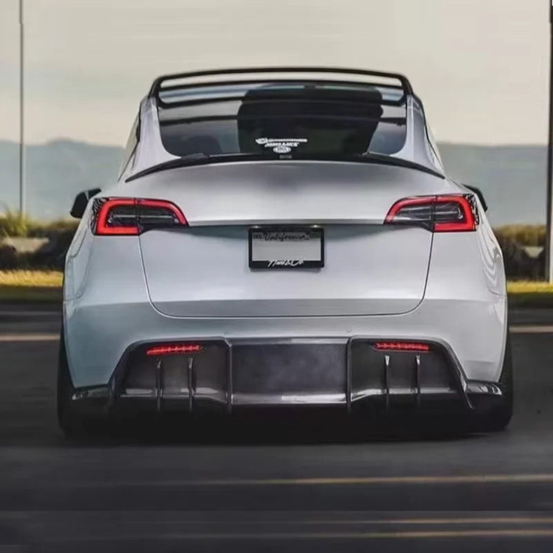 ملحقات ديكور خارجية للسيارة مناسبة لغطاء صندوق السيارة الرياضي من ألياف الكربون طراز Tesla Y