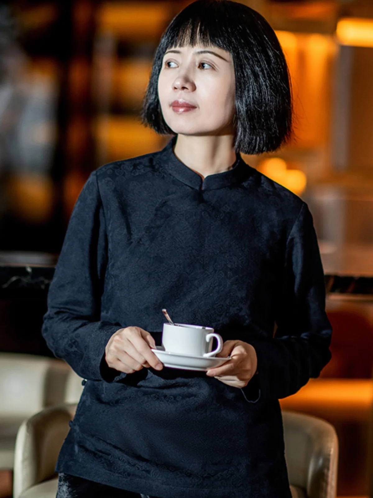 

Женская традиционная китайская блузка из чистого хлопка королевского синего цвета с воротником-стойкой, весна-осень