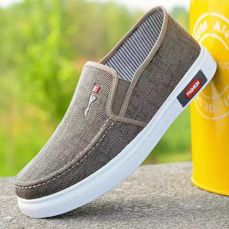 Cloth shoes, men's new casual shoes, one foot canvas shoes, soft sole, breathable, lightweight, comfortable board shoes