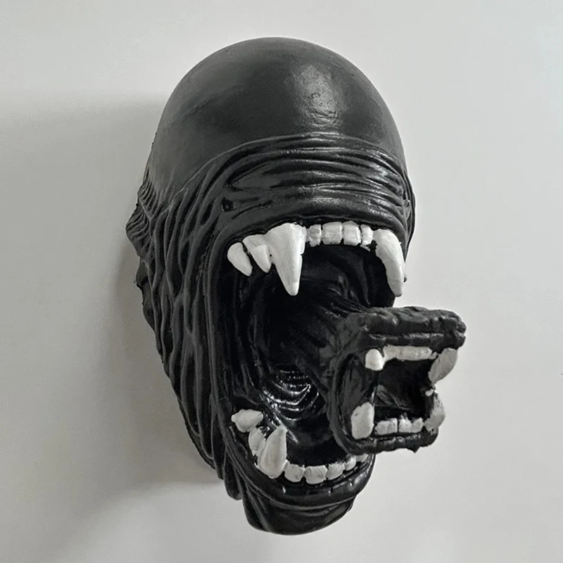 Giant Xenomorphhead Xenomoprh Wall Art Xenomorph Mask Facehugger Mask Towel Rack Hooks