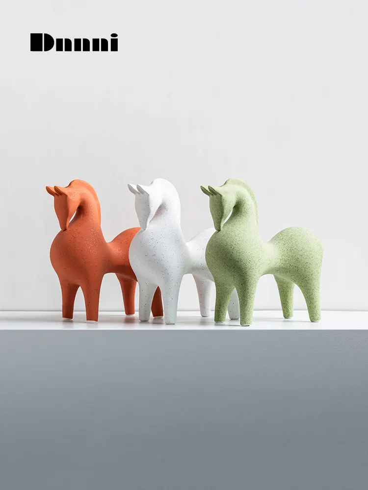 Simple And Modern New Chinese-style Small Fat Horse Ornament Home Model House Living Room Entrance Christmas Ornament Creativity