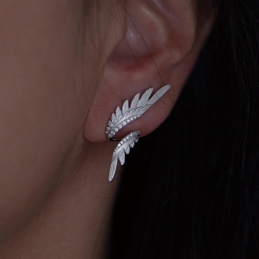 Vintage Silver‑Plated Angel Wings Earrings for Women Minimalist Luxury Cubic Zirconia Wing Stud Ear Cuff Earrings Party Jewelry