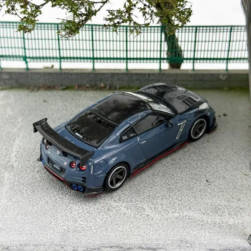 INNO 1:64 Nissan GT-R R35 NISMO Hong Kong Show 2024 Alloy Car Model