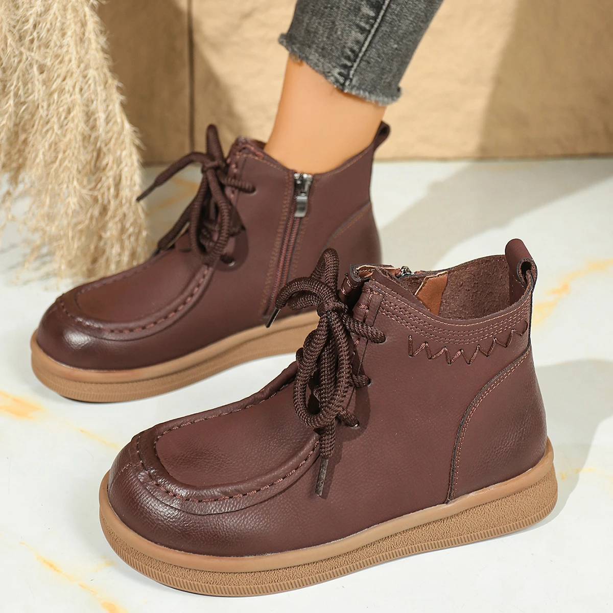 Women Round Toe Ankle Boots Casual Flat Lace Up Leather Shoes Woman Comfortable Non Slip Autumn Winter Short Boots Zip Sneakers