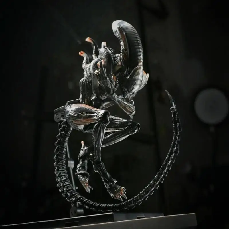 

16cm Figma Figurine Model Burned Alien Death Ship Romulus Action Figure Toy Display Classic Movie Figurine Halloween Easter Toy
